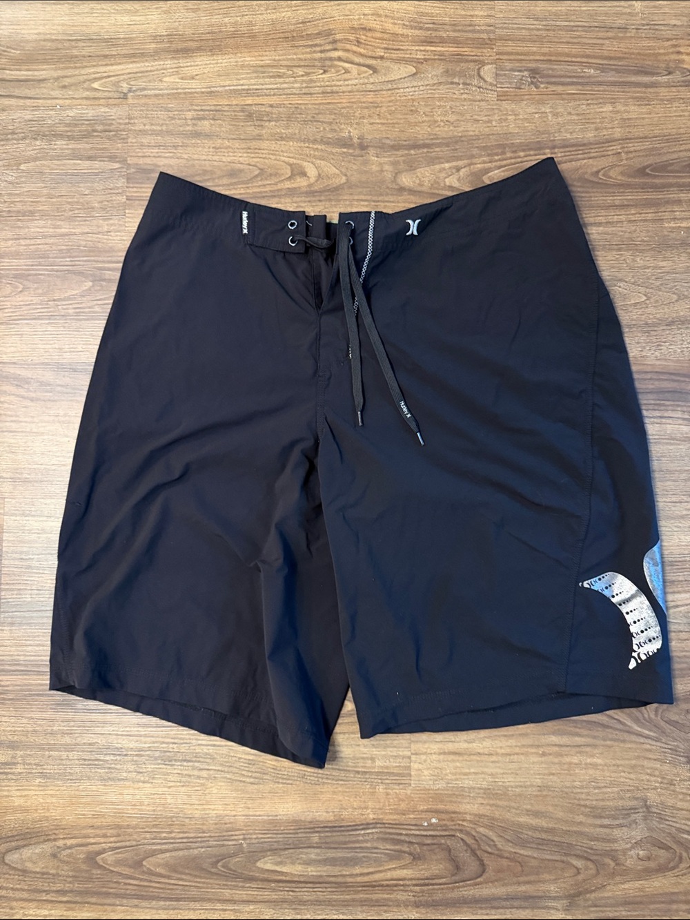 Hurley Men’s Black Boardshorts – Classic Swim Trunks